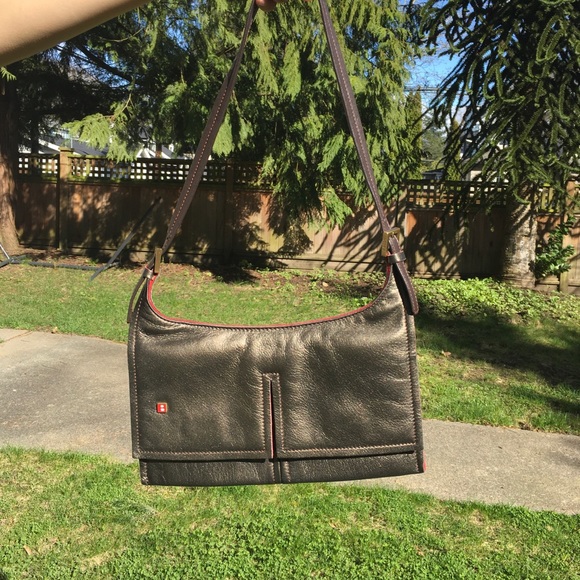 Authentic leather metallic olive Bally shoulder bag - Picture 4 of 5